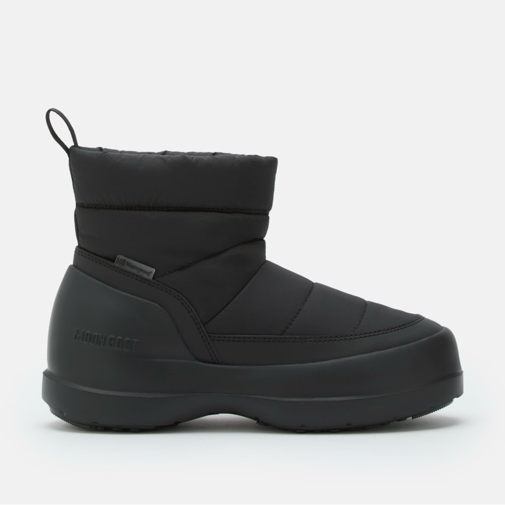 Moon Boot Mezzaluna Puffy Black Boots